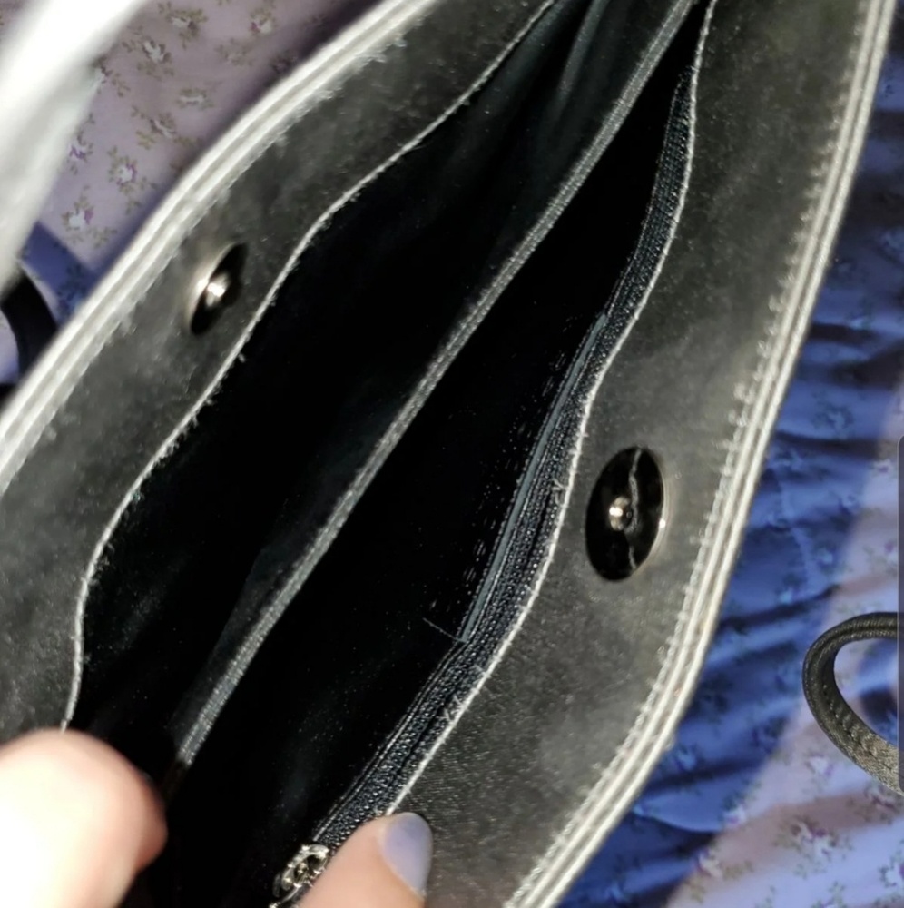 Handbag - Picture 4 of 8